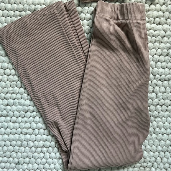 Reformation Set - Picture 6 of 9